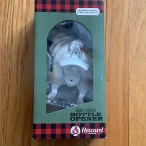 Bottle opener - pug’s sweet cheeks